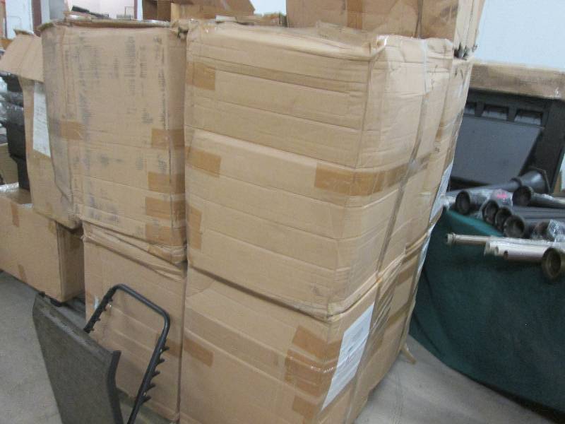lot 198 image: Pallet of Lounger Chair Backs ...