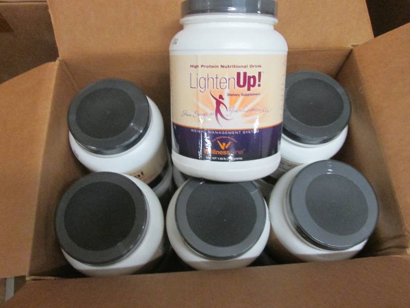 lot 206 image: 2 Cases of 6 (12) Lighten Up High P...