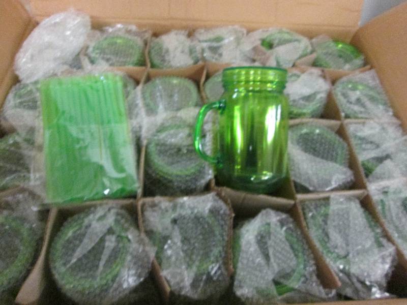 lot 313 image: Case of 24 Green Insulated Plastic ...