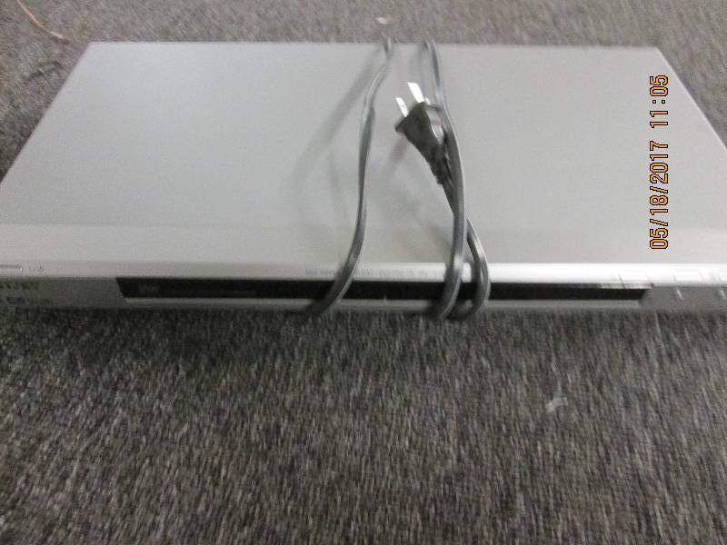 lot 30 image: sony cddvd player dvp-ns50p tested...