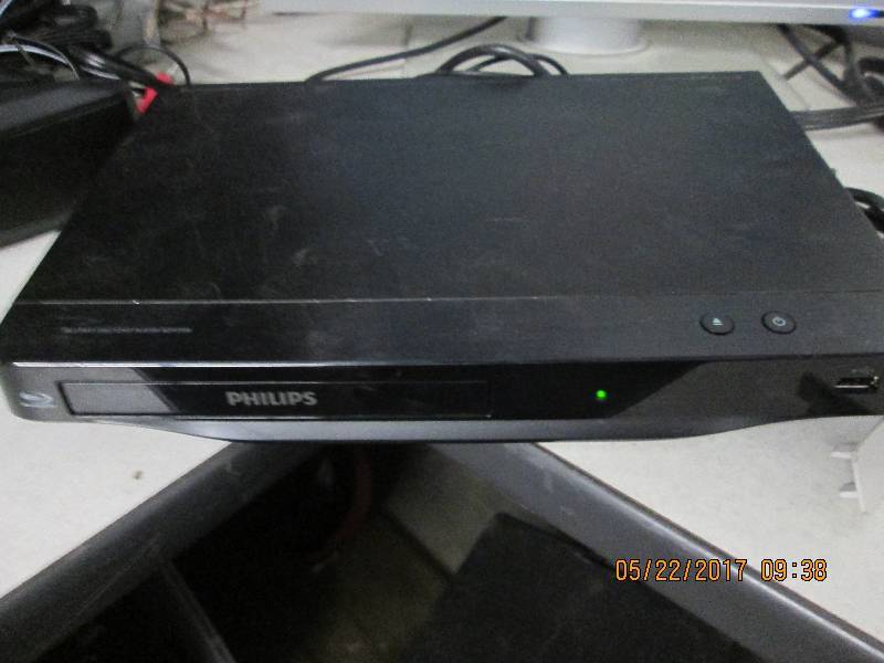 lot 75 image: philips blueray dvd player tested a...