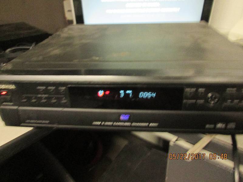 lot 78 image: toshiba 5 disc dvd player sd-2705 t...