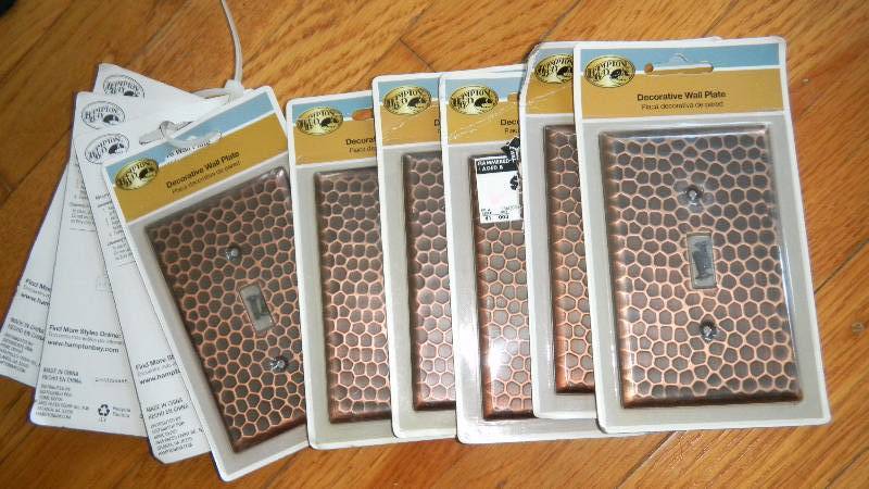 lot 87 image: Lot of 10 Home Decorators Collecti...