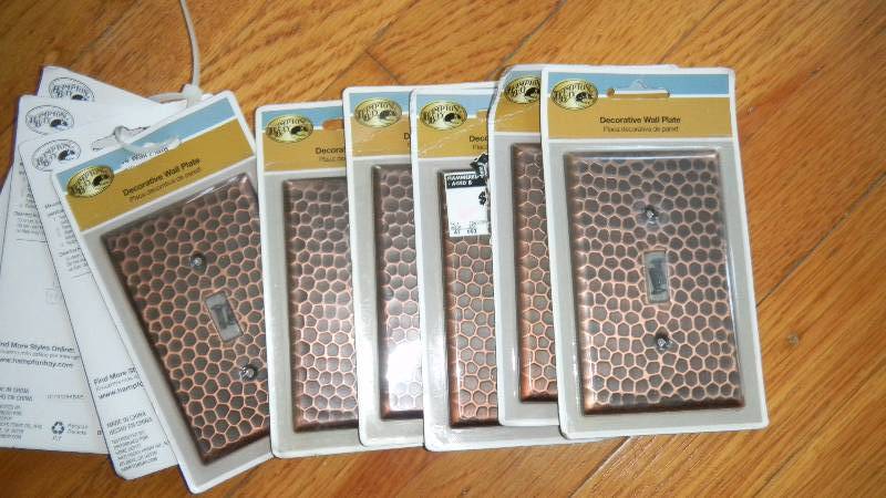 lot 92 image: Lot of 10 Home Decorators Collecti...