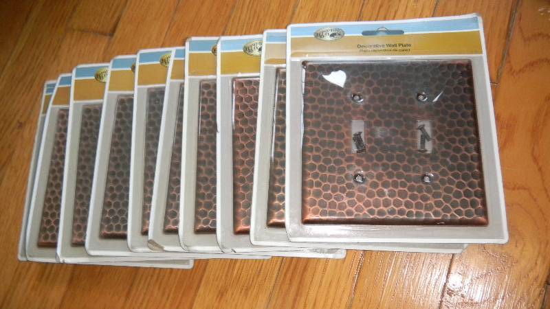 lot 94 image: Lot of 10 Home Decorators Collecti...