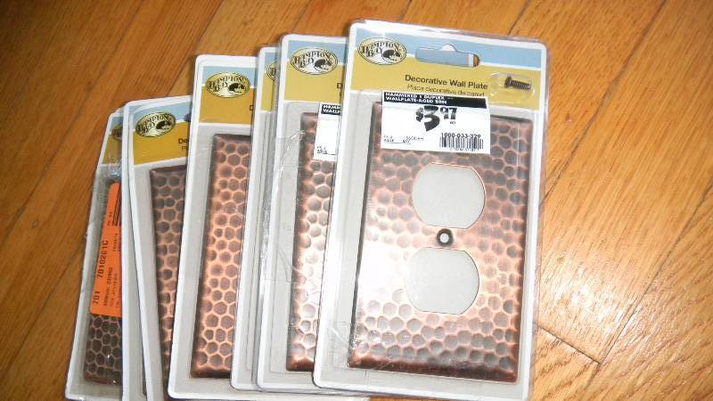 lot 97 image: Lot of 10 Home Decorators Collecti...