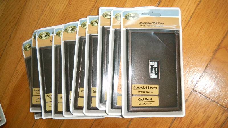lot 103 image: Lot of 10 Home Decorators Collecti...