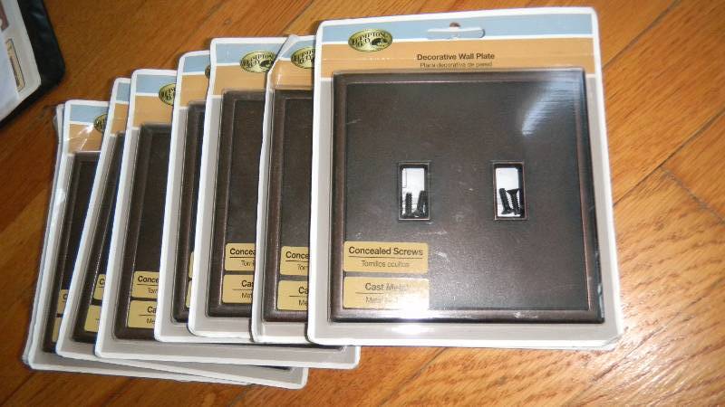 lot 113 image: Lot of 10 Home Decorators Collecti...