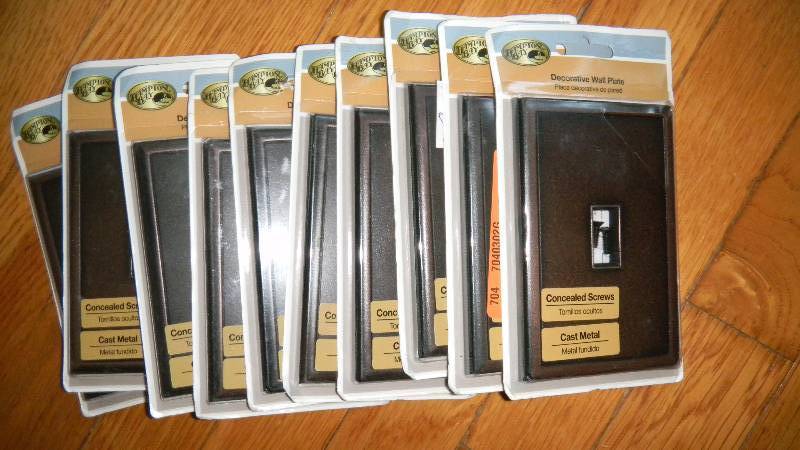 lot 117 image: Lot of 10 Home Decorators Collecti...