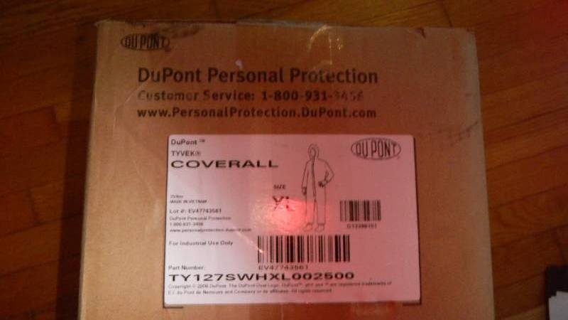 lot 135 image: Box of 25 Tyvek DuPont coveralls si...