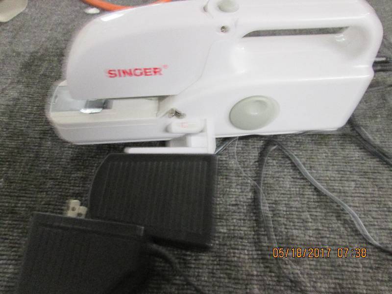 lot 12 image: singer hand sewing machine tested a...