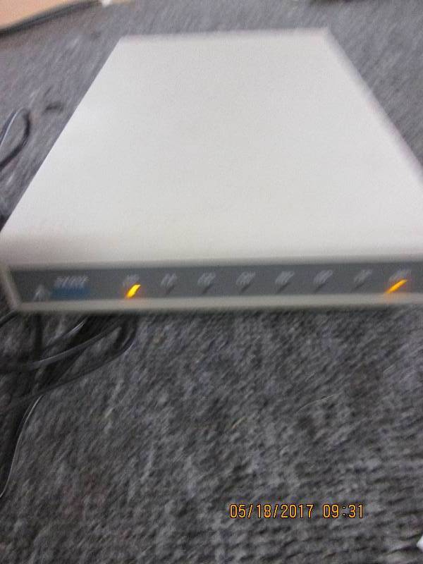 lot 19 image: vintage atari sx212 powers on ...