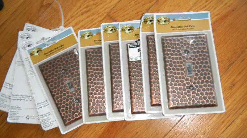 lot 96 image: Lot of 10 Home Decorators Collecti...