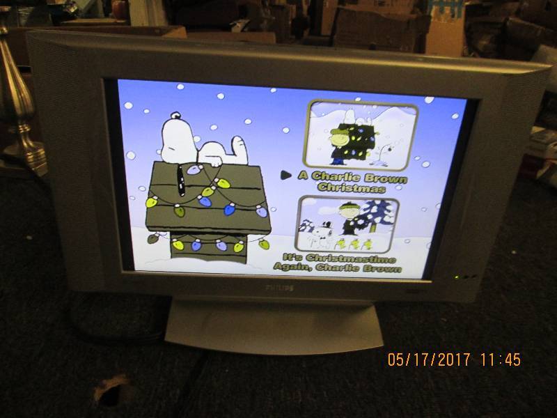 lot 1 image: philips hdtv tested and works 17 ...