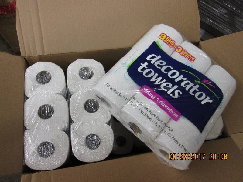 lot 169 image: 10 3 packs of decorator towels stro...