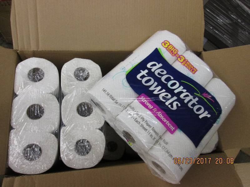 lot 172 image: 10 3 packs of decorator towels stro...