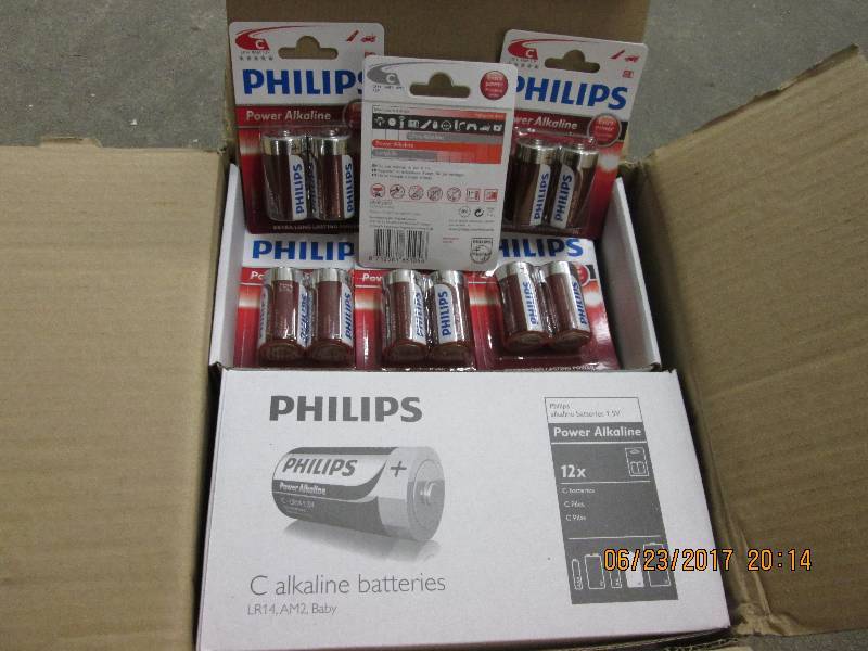 lot 180 image: 48 two packs, 96 total Philips C si...