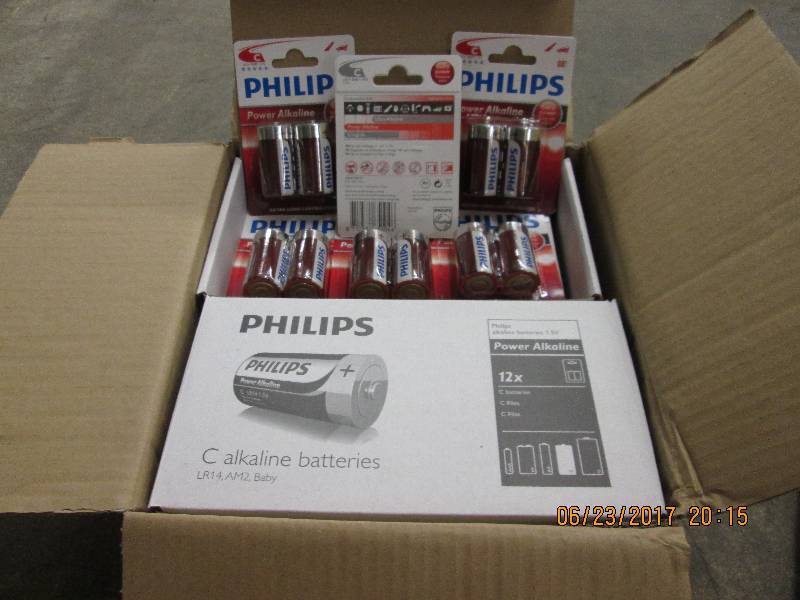 lot 183 image: 48 two packs, 96 total Philips C si...