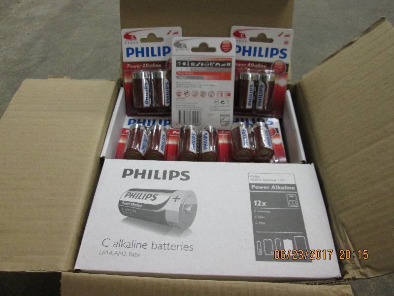 lot 185 image: 48 two packs, 96 total Philips C si...