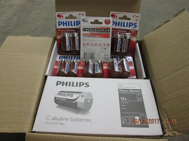 lot 186 image: 48 two packs, 96 total Philips C si...