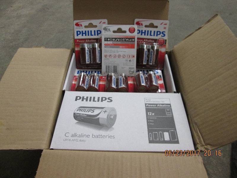 lot 194 image: 48 two packs, 96 total Philips C si...