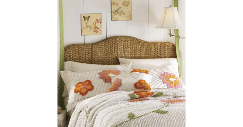 lot 46 image: Seagrass Headboard Queen open box R...