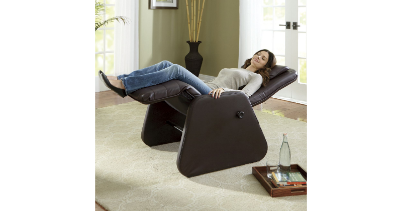 lot 164 image: Manual Zero Gravity Chair with Heat...
