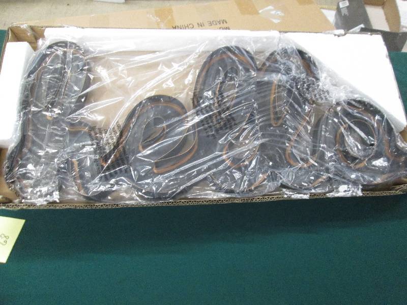 lot 68 image: Metal Hello Art open box Retail $49...