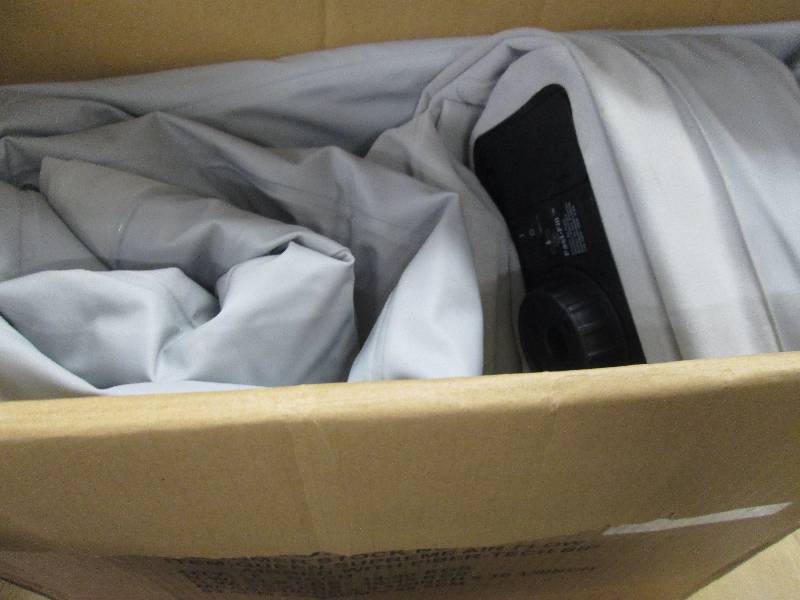 lot 70 image: Supreme Airflow Airbed Queen open b...