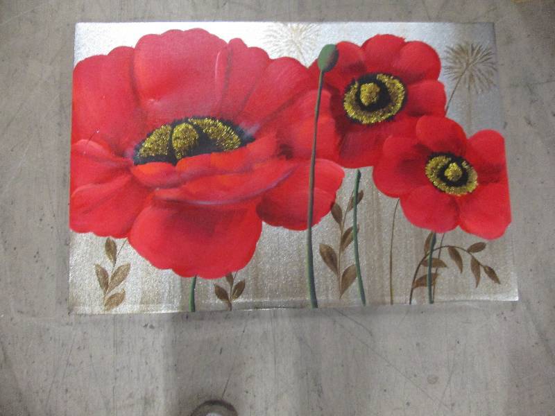 lot 124 image: Red Poppies Art open box, small sli...