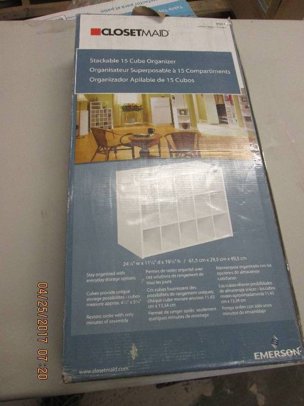 lot 112 image: closetmaid stackable 15 cube organi...