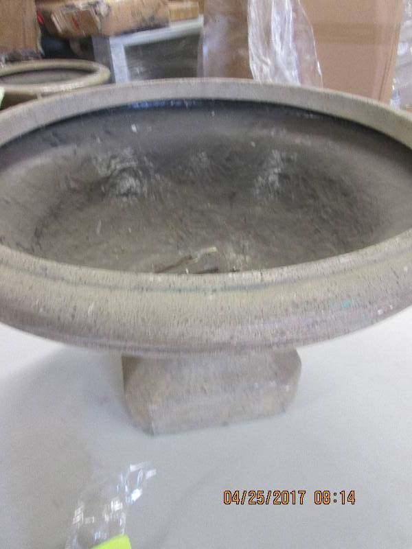 lot 128 image: 24 wide planter new ...