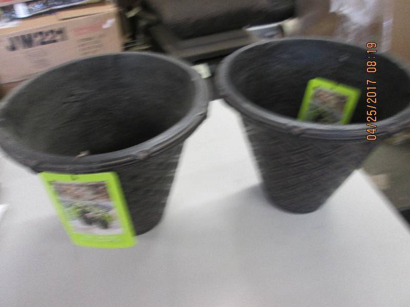 lot 131 image: 2 -14.25 inch lattice planting pots...