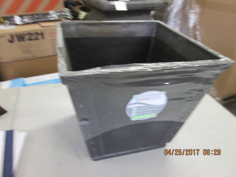 lot 139 image: 1 southern patio 15 planter...