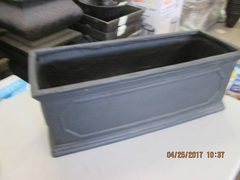lot 153 image: 24 fiberglass  planter ...