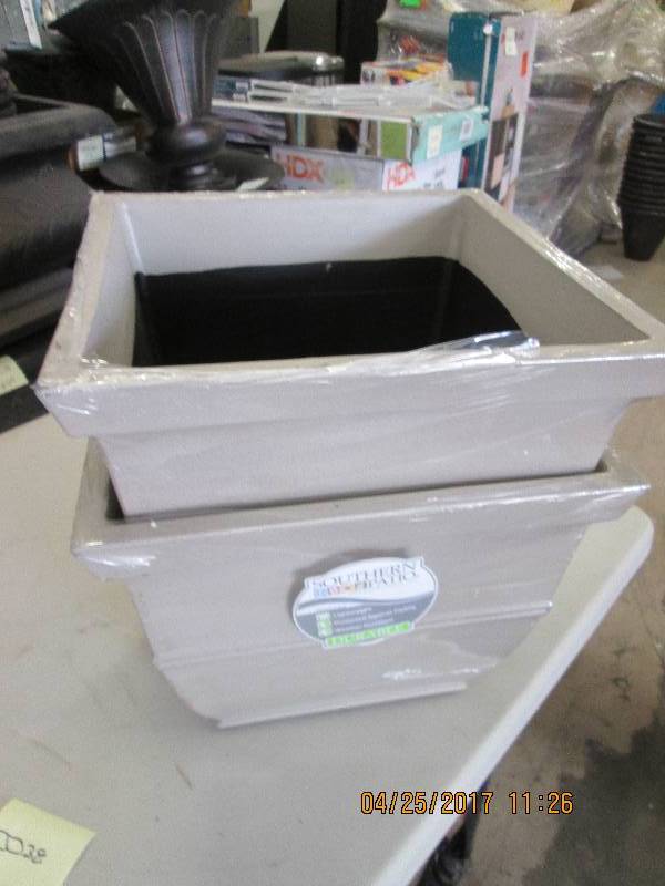 lot 160 image: 2 -14 inch planters new ...