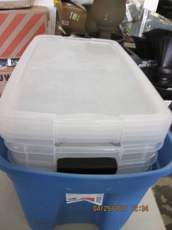 lot 174 image: lot of totes 1 blue 30 gallon no co...