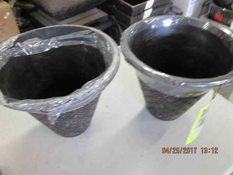 lot 184 image: 2 new 14.25 lattice flower pots ...