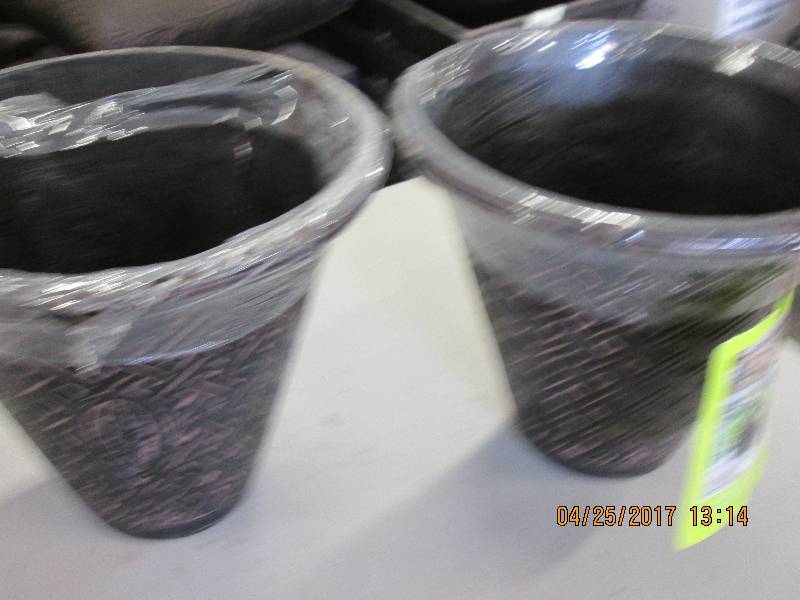 lot 192 image: 2 new 14.25 lattice flower pots ...