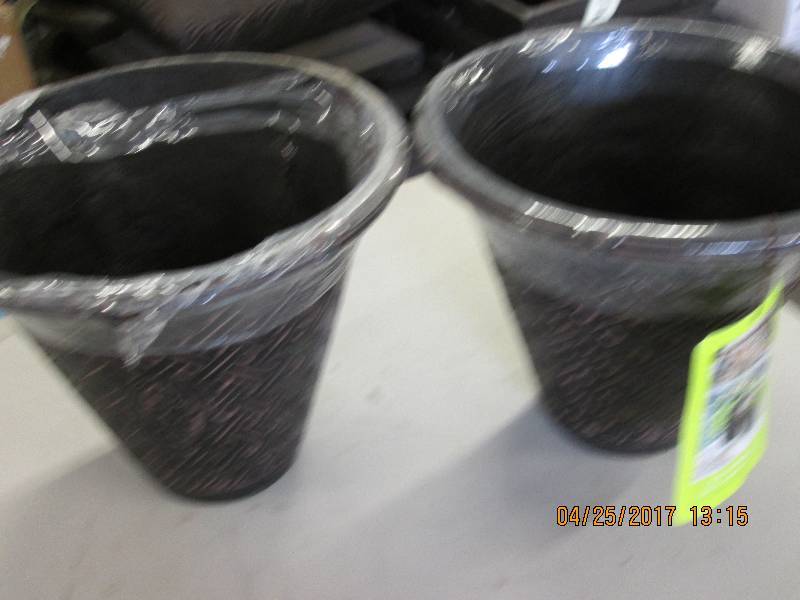 lot 196 image: 2 new 14.25 lattice flower pots ...