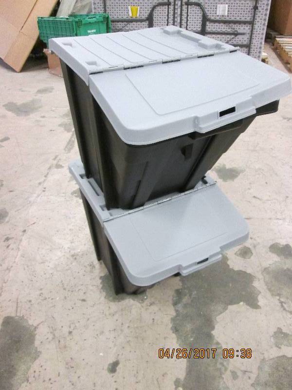 lot 203 image: 2 new gsc 16 gallon stackable hoppe...