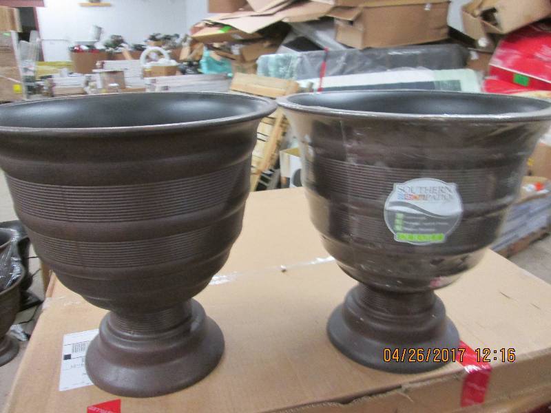 lot 243 image: 2 new 17 planters  made by souther...