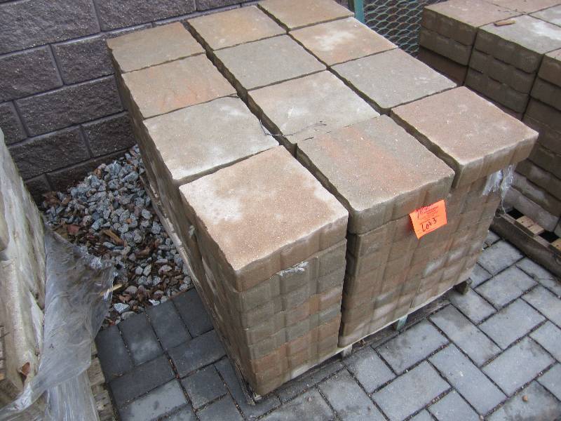 96 Pieces of Urbana 12 x 12 Bristol...