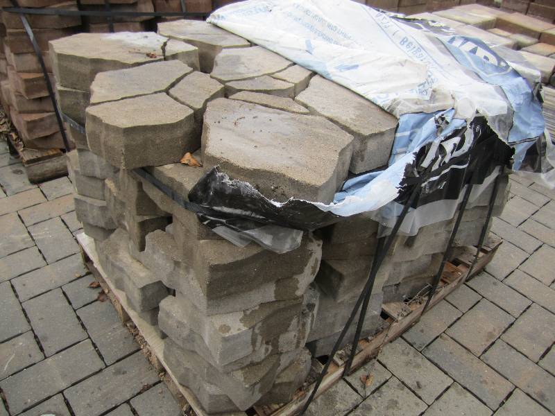 1 Pallet of Regular Arbel Cotswold ...