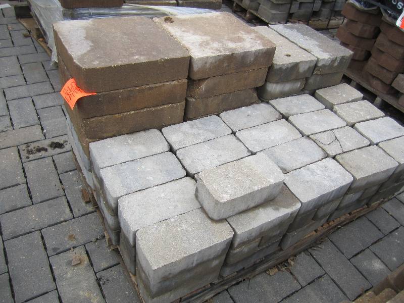 61 Pieces of Mega Stone Cotswold Mi...