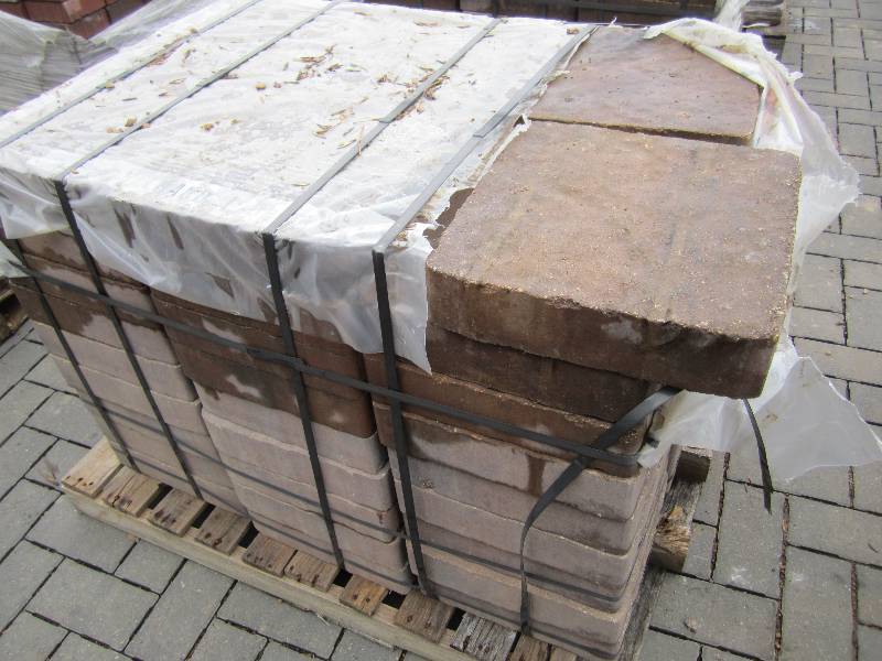 1 Pallet of Mega Bergerac Large Squ...