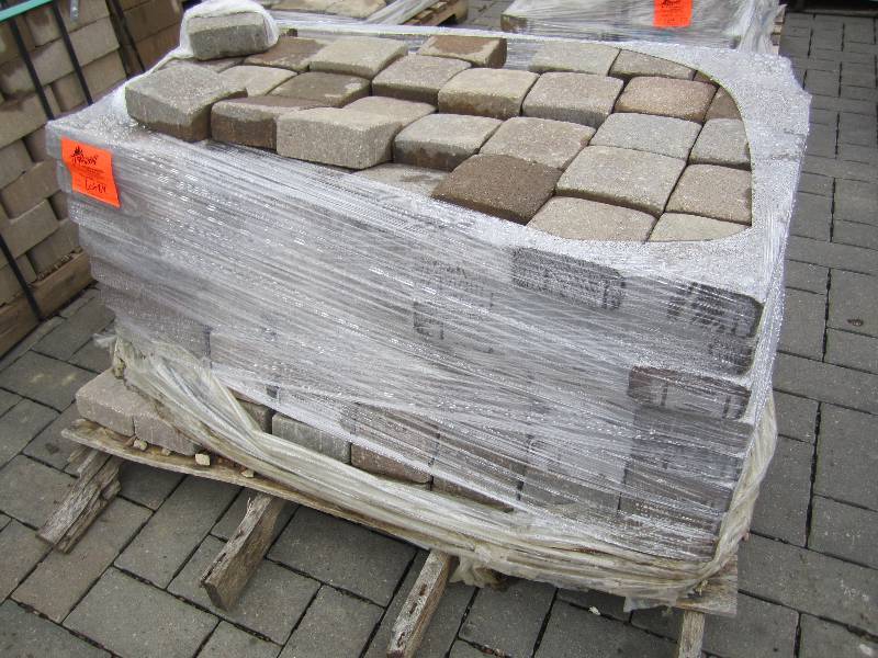 Approx. 80 sf of Kingston Tumbled N...