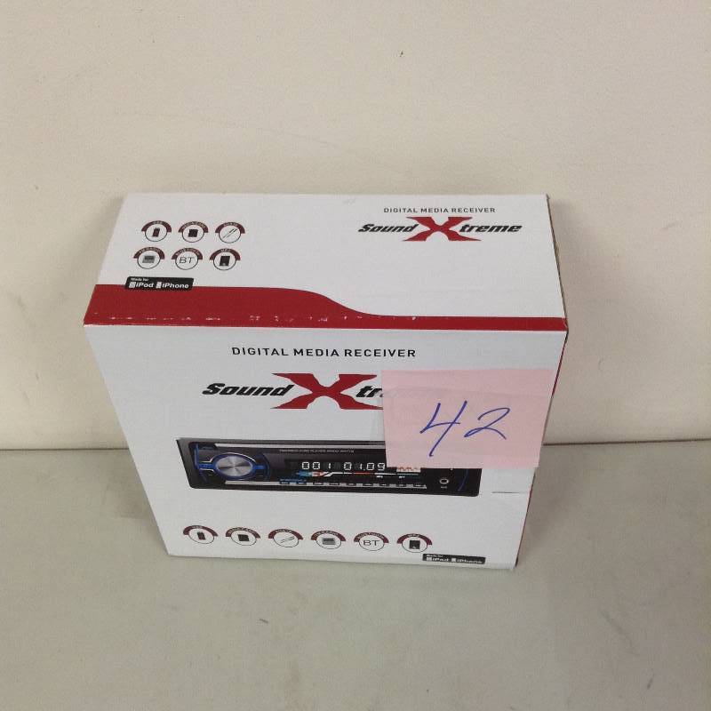 lot 42 image: Sound Xtreme Digital Media Receiver