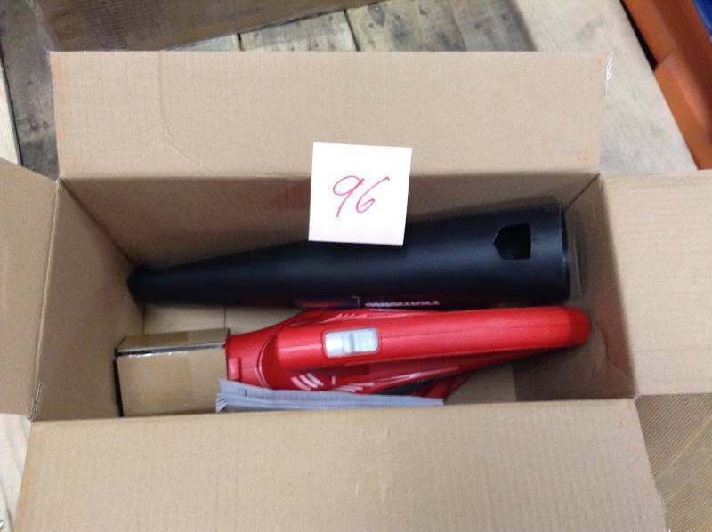 lot 96 image: Homelite 7 Amp Electric Blower