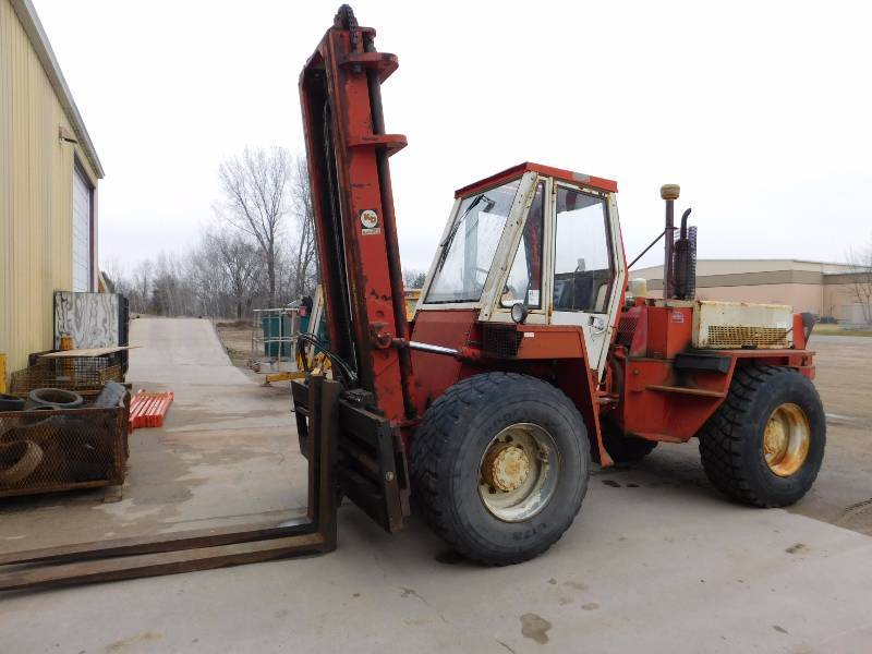 lot 1 image: 13000lb Manitou T13048HA Rough Terrain Forklift